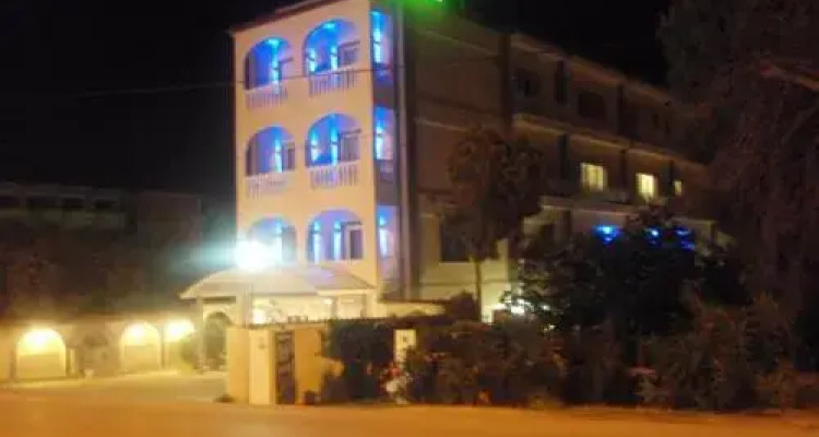 Vournelis Beach Hotel & Spa