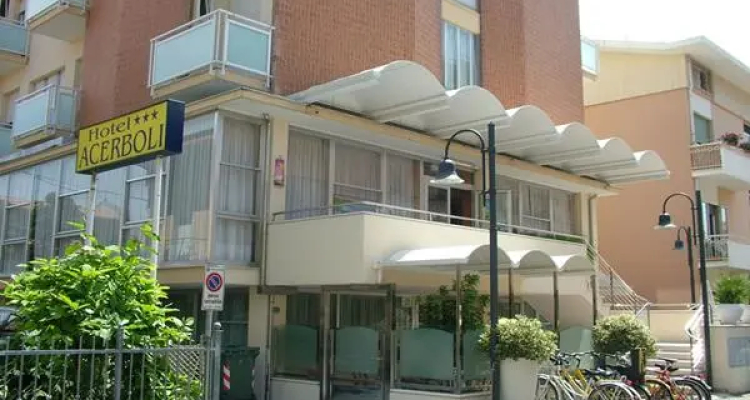 Hotel Acerboli