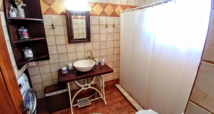 Thymes Traditional House