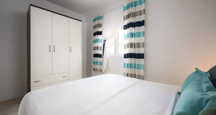 Beautiful Apartment With Parking Space