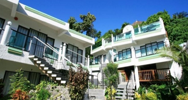 Turtle Inn Resort