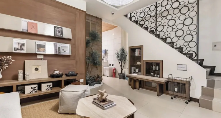 Harmony Easy Stay