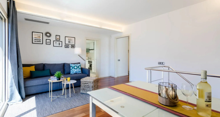 Unique Rentals Placa Catalunya