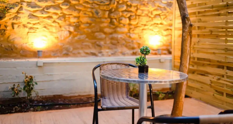 Uncover Kalamata's Hidden Gem Cosy City Nest