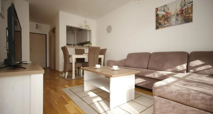 Andrey Flat