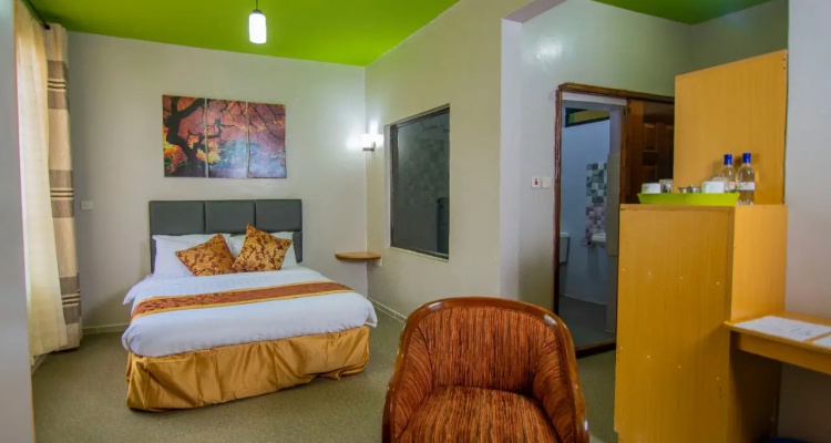 Maple Inn Hotel