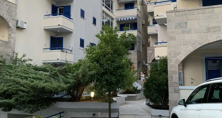 Orange Rafailovici Apartments