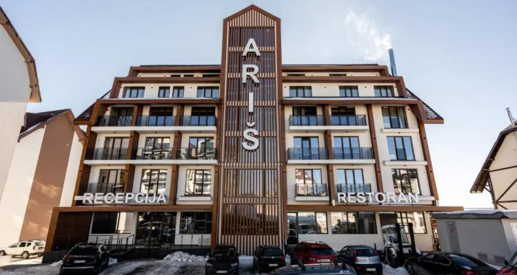 Hotel Aris