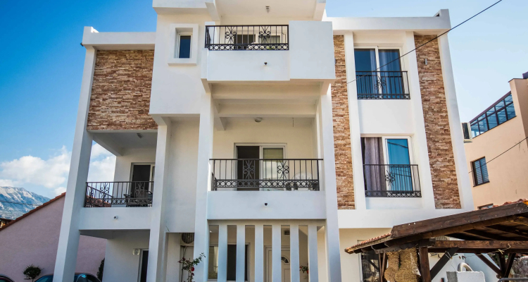 Becka Apartments