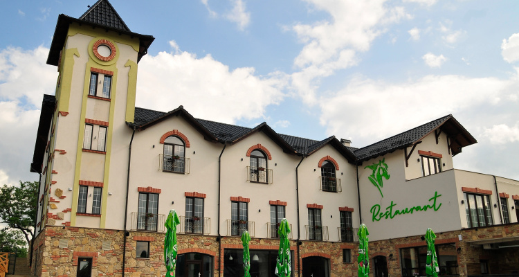 Kazak Club Hotel