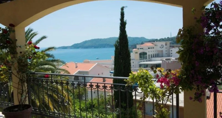Ivanovic Residences Apartments
