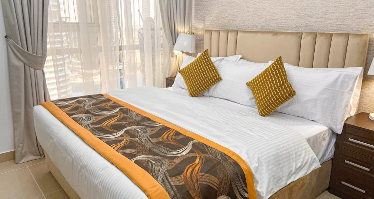 Cosmos Living Luxurious Studio Near Metro Apartments