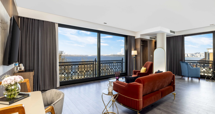 Ezkar Bathonea Art Istanbul