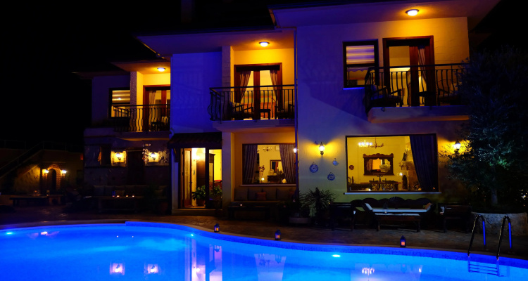 Mandarin & Mango Boutique Hotel