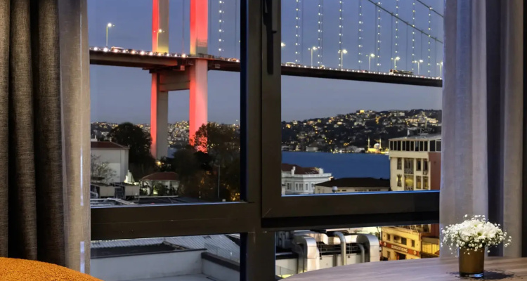 Crowne Plaza Istanbul Ortakoy Bosphorus, An Ihg Hotel