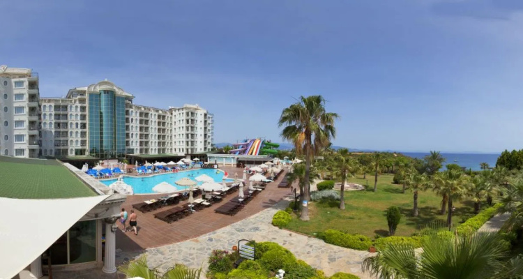 Laur Hotels