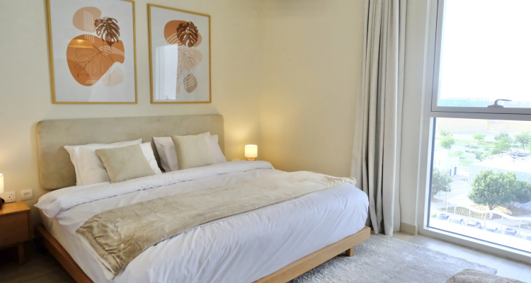 Modern and Classy 1BR in Close to Amenities & Steps from F1 Apartments