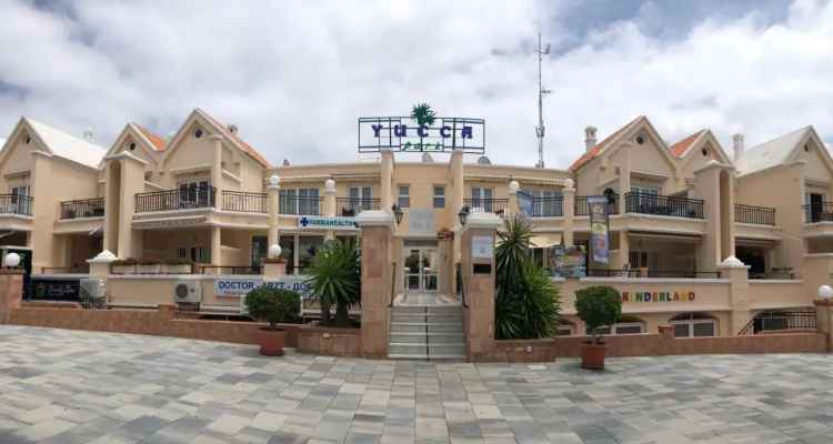 Yucca Park Aparthotel