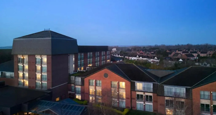 Delta Hotels by Marriott Heathrow Windsor — Marriott hotel