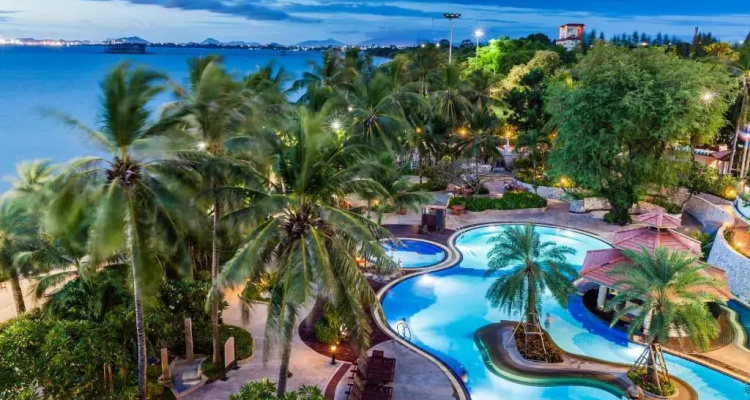 Cholchan Pattaya Beach Resort