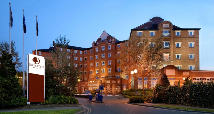 DoubleTree by Hilton Dartford Bridge — Hilton hotel