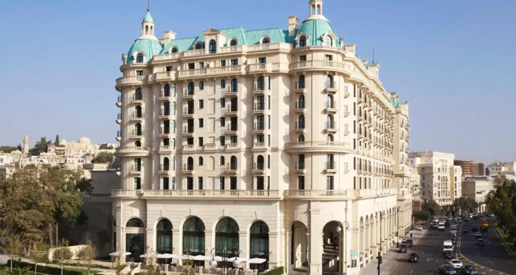 Four Seasons Hotel Baku — Four Seasons hotel