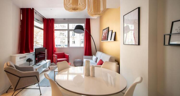 Suite Gide : Au Cur de La Rive Gauche, Neuf, Design, 2/4 Personnes