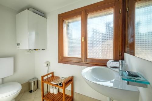 Цены на The Lions House APT4 в Венеции