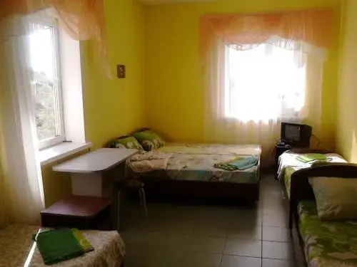 Цены на Guest House Rayskiy Ugolok в Голубицкая