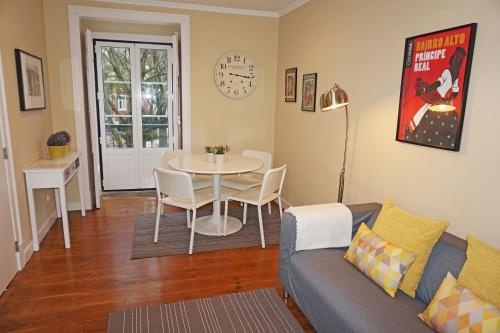 Lisbon Holidays Principe Real Apartments Complex — отель с удобствами в Лиссабоне