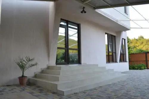 Country House Albatros — отель с удобным расположением в Геленджике
