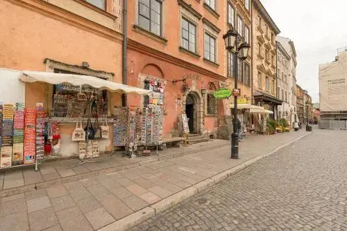 P And O Apartments Market Square — комфортный отель в Варшаве