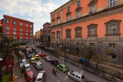 Apartment Cavour I - BH 4 — отель в Неаполе, Италия