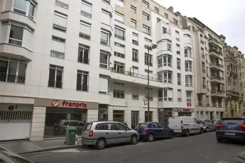 Locappart Chuquet — отель в Париже, Франция