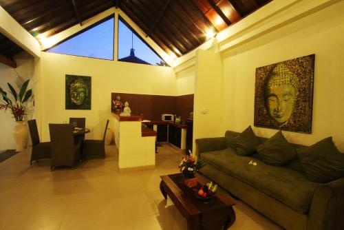 Villa Bali Zen Kerobokan — комфортный отель в Денпасар