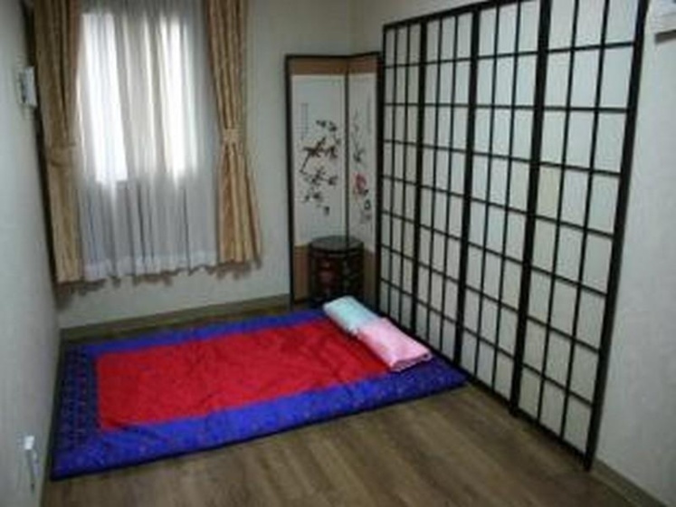 Myeongdong Green Guest House(명동 그린 게스트하우스) — забронировать отель в Сеул