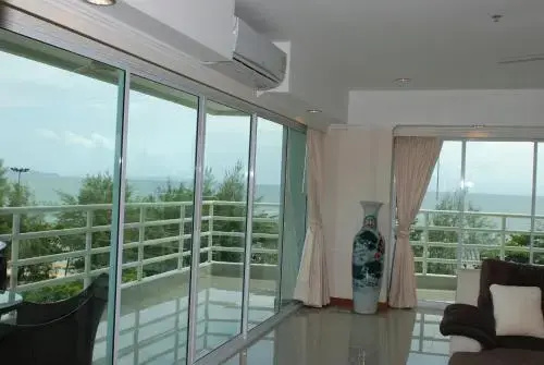View Talay 7 Jomtien Beach Condominium — отель с удобствами в Паттайе