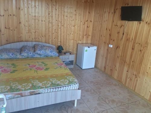 Цены на Apelsin Guest House в Голубицкая