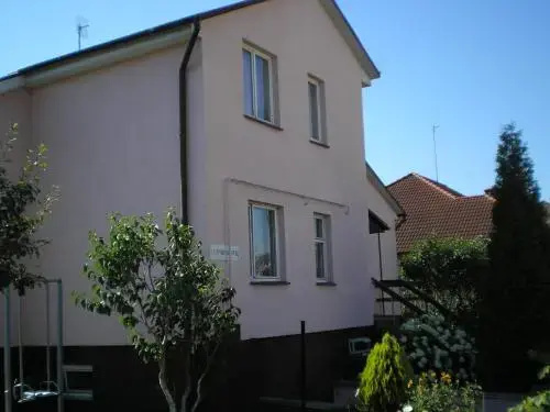 Цены на Guest House on Luchinskogo в Брест