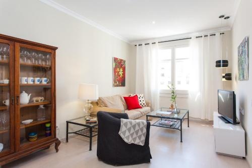 Цены на Always Barcelona Apartments - Sagrada Familia в Барселоне