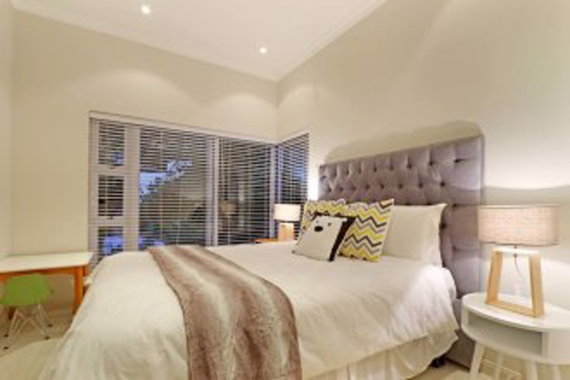 Цены на Hideaway Beach Villa в Кейптауне