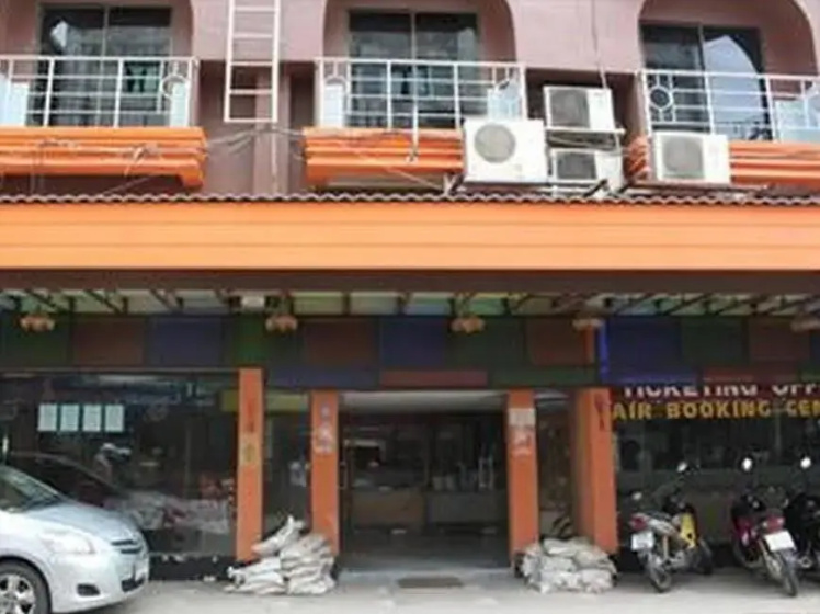 Bri & Enjoy Apartment Pattaya(ไบร์ แอนด์ เอ็นจอย อพาร์ตเมนต์) — отель с удобствами в Паттайе