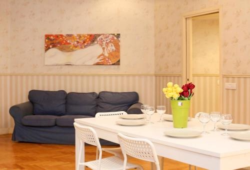 Apartment Felice 3 — отель в Риме, Италия