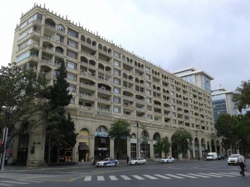 Apartment on Gadzhibekova 27 — отель с удобным расположением в Баку
