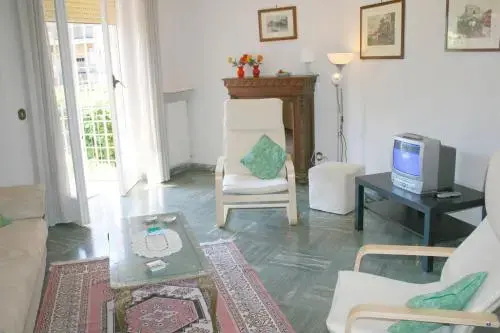 Busi Apartment — отель с удобным расположением в Риме