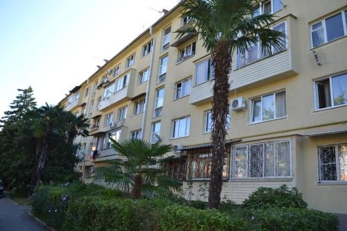 Apartment Na Kalinina — забронировать отель в Сириусе