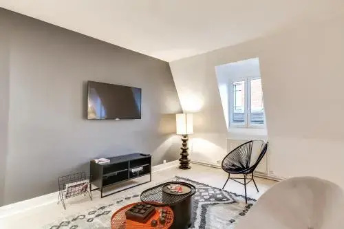 Sweet inn Apartments Champs Elysées — отзывы гостей и цены