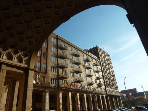 Exclusive colourful flat in the city — забронировать отель в Будапеште
