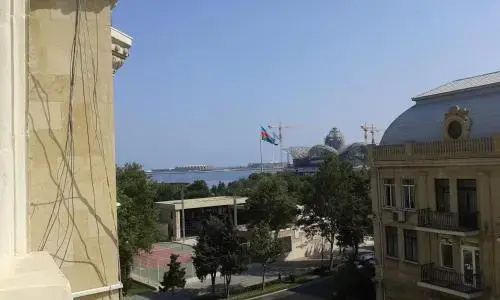 Central Baku Apartment — забронировать отель в Баку