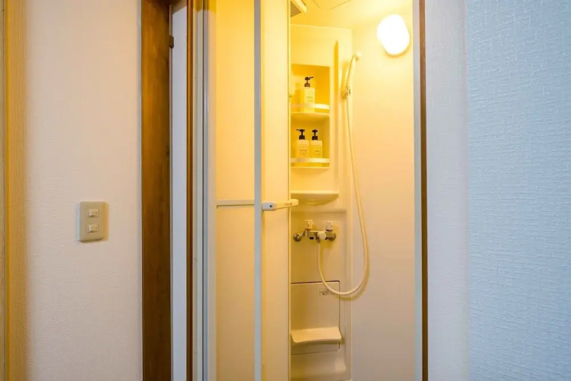 Yamato House 1 — отель в Осаке, Япония